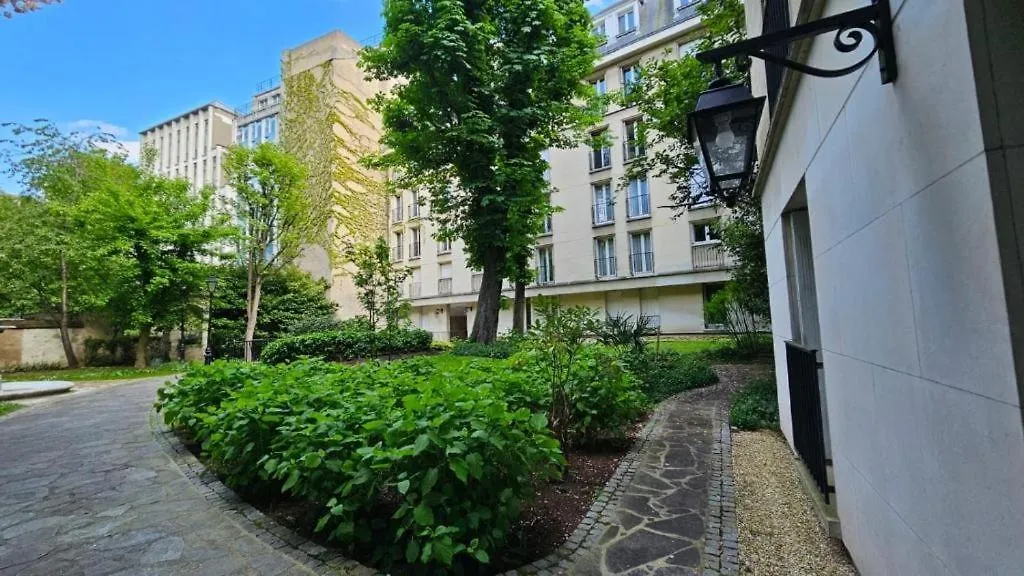 Appartement Quartier Saint Germain Des Pres En Plein Coeur De Paris !-1